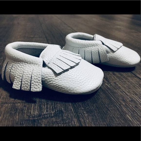 ✨HP white moccasins genuine leather rubber sole - Picture 3 of 6